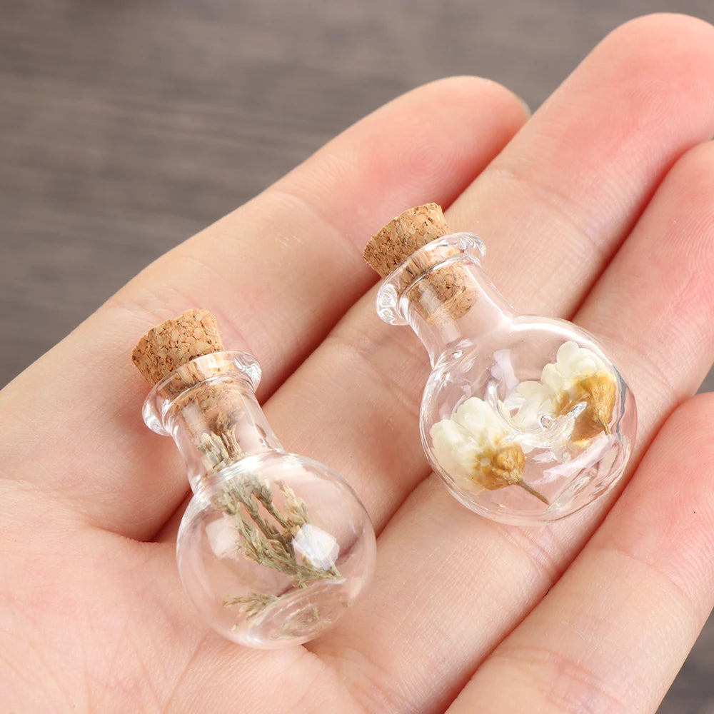 5Pcs Cork Stopper Small Empty Glass Bottle Tiny Glass Jars With Cork Decorative Wish Glass Jars Wedding Holiday Mini Containers